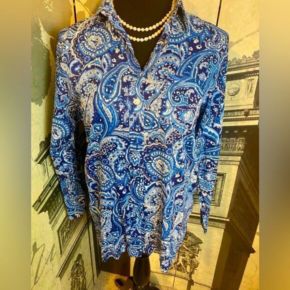 Beautiful blouse by Ralph Lauren in size medium - Picture 1 of 2